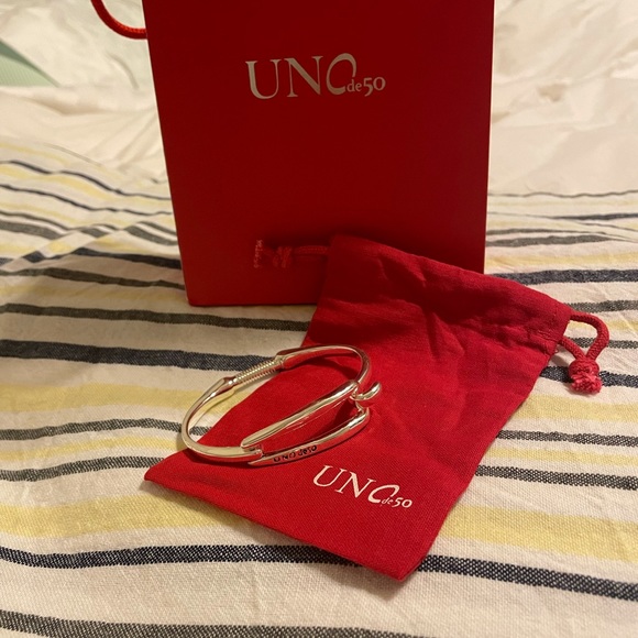 Uno de 50 bracelet and earrings - Picture 4 of 7